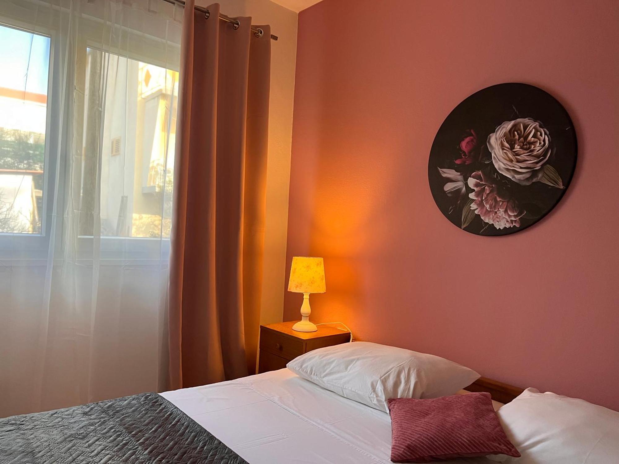 Apartments Villa Mirella 20 M From The Sea - Free Parking Трогир Экстерьер фото