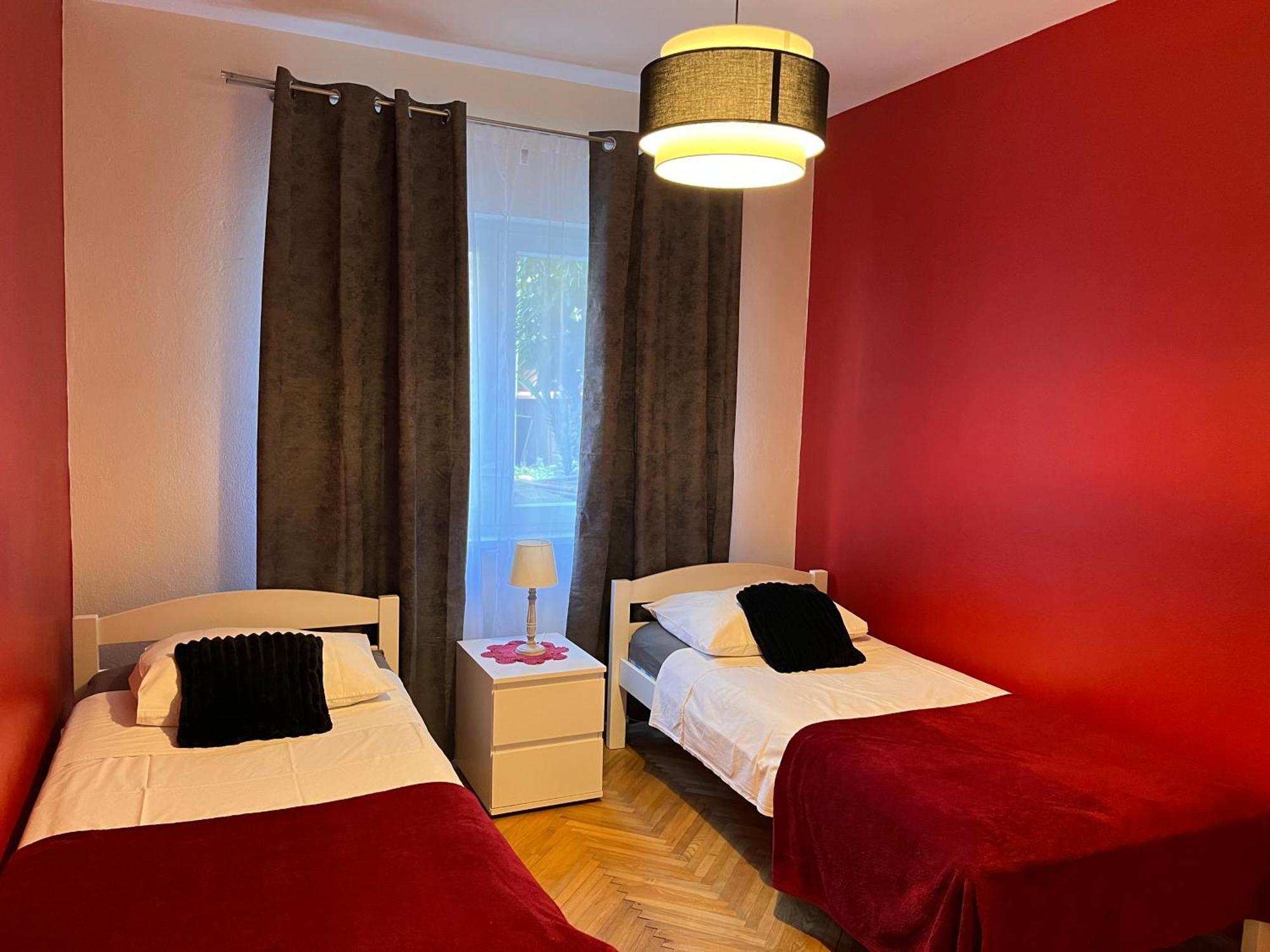 Apartments Villa Mirella 20 M From The Sea - Free Parking Трогир Экстерьер фото